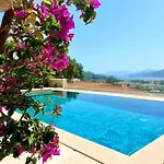 Villa Paradaise Is Magnificent With Sea View And Infinity Pool Göcek