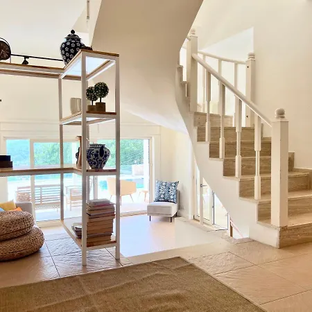 Paradaise Is Magnificent With Sea View And Infinity Pool * 戈西克