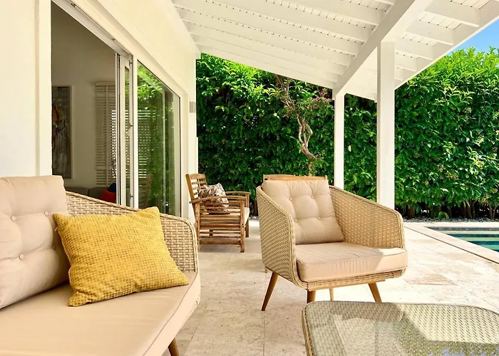 Paradaise Is Magnificent With Sea View And Infinity Pool 别墅 戈西克