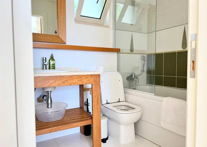 Paradaise Is Magnificent With Sea View And Infinity Pool 戈西克