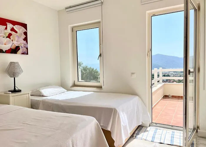 Paradaise Is Magnificent With Sea View And Infinity Pool